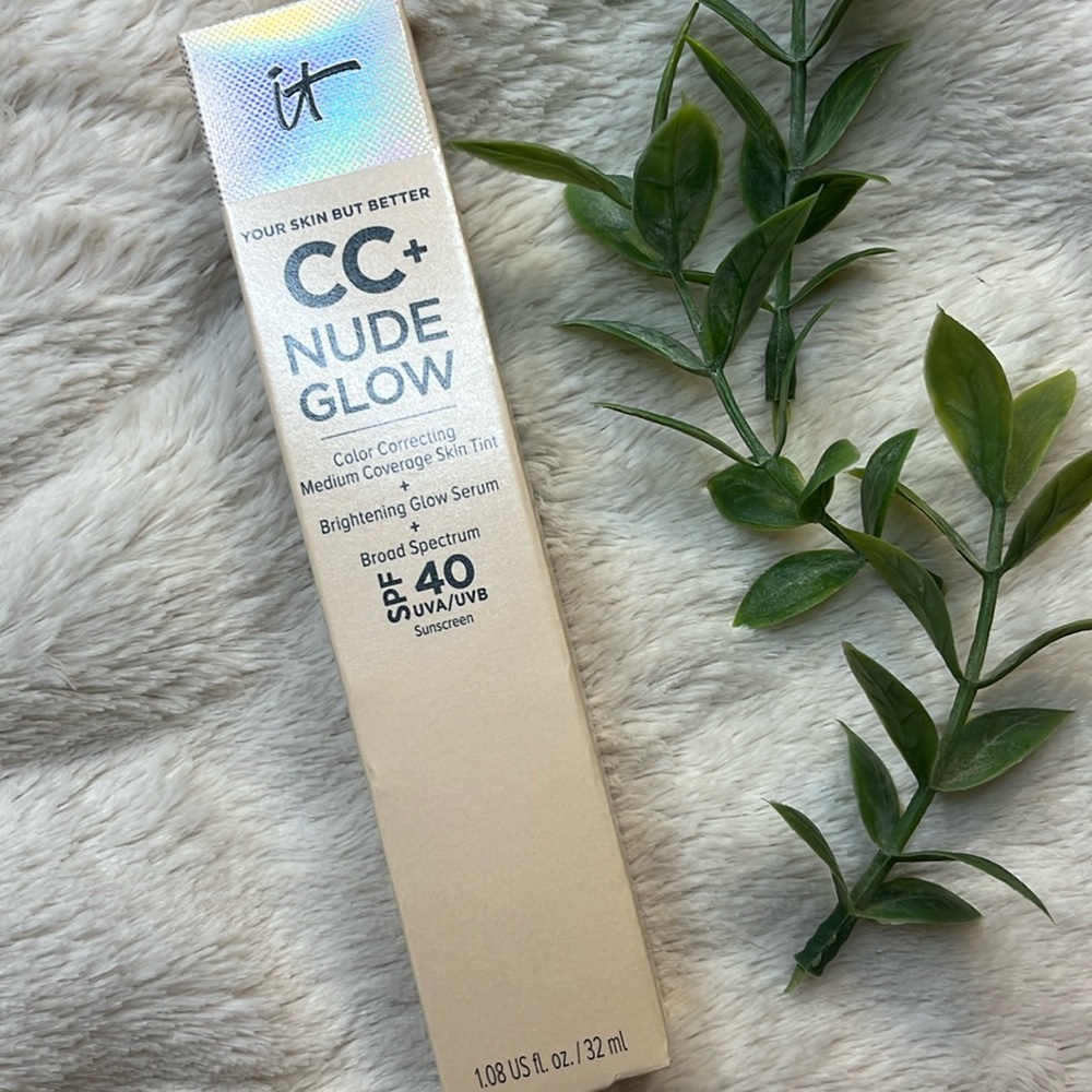 NEW IT Cosmetics CC + Nude Glow Shade Light